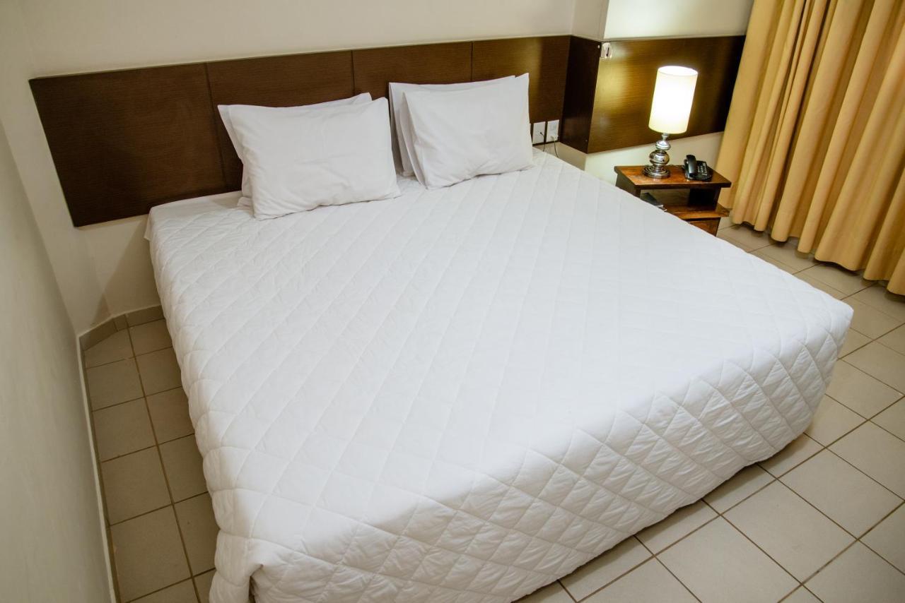 Imperador Palace Hotel Franca Ngoại thất bức ảnh